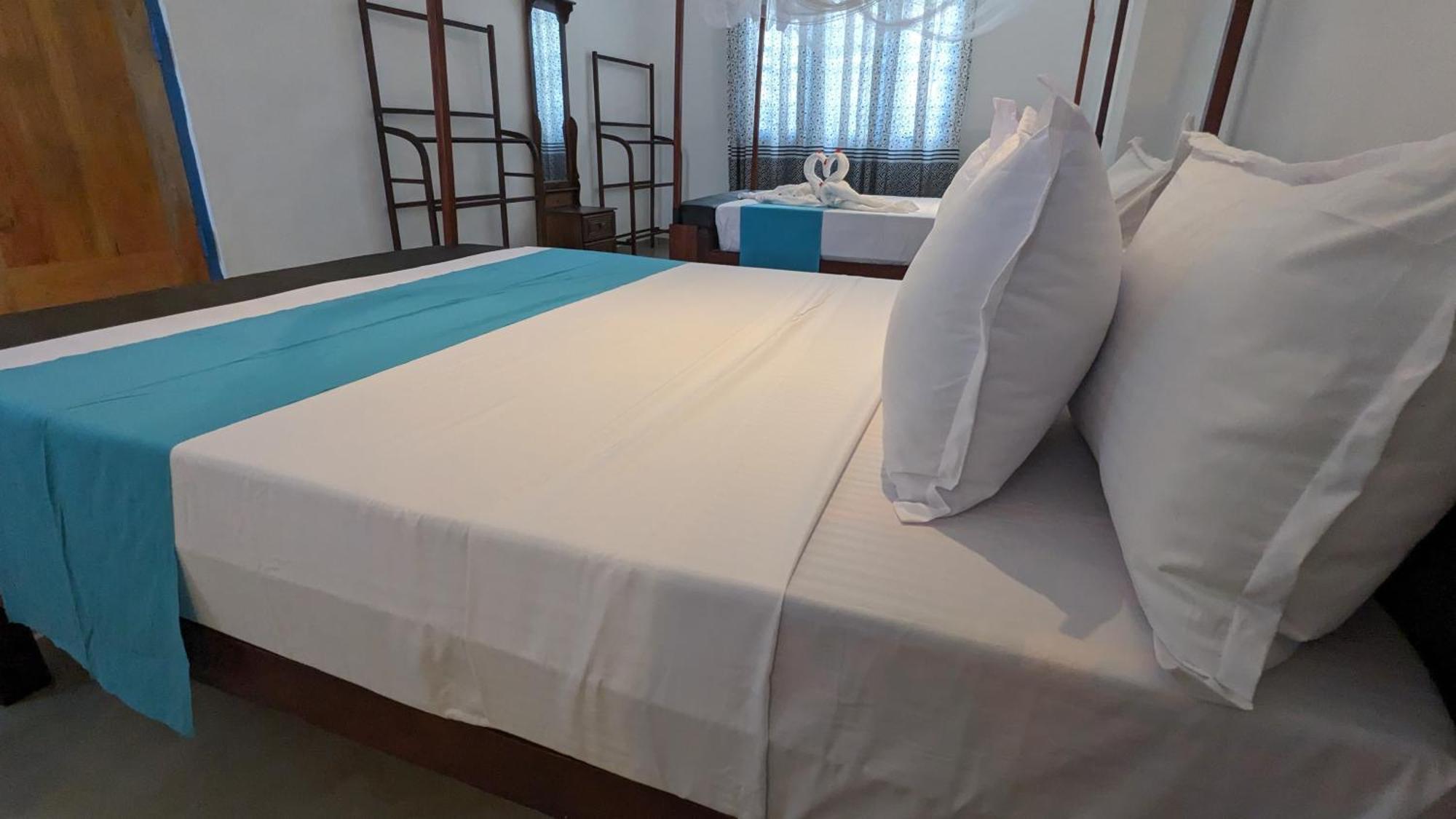 Hiriketiya Hideaway Hotel Dikwella Ngoại thất bức ảnh